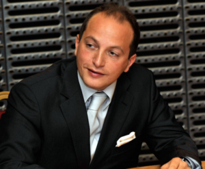 Oppenheimer Paris 7, 